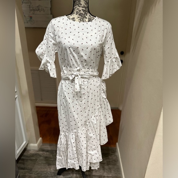 Cynthia Rowley, never been worn, size Large cotton flower print ruffle dress. - Picture 8 of 9